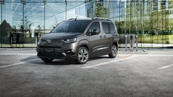 Toyota Proace City Verso Electric SHUTTLE