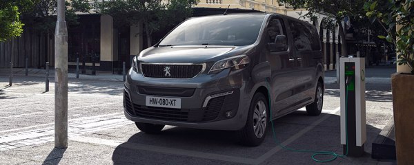 Peugeot e-Traveller L2 Business 75kWh